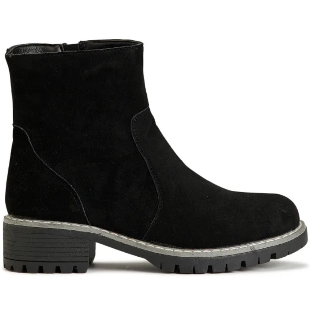 SEVEN7 FOOTWEAR Bestie Ankle Boot black onyx women’s size 9 new w tags